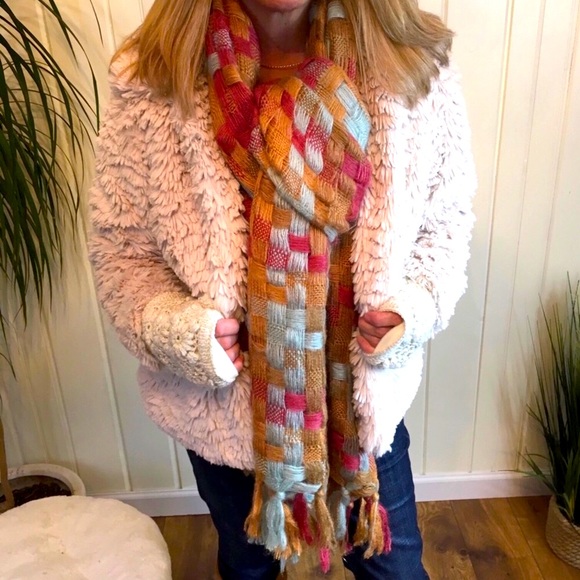 SUPER SOFT COLORFUL SQUARES SCARF - Picture 5 of 7